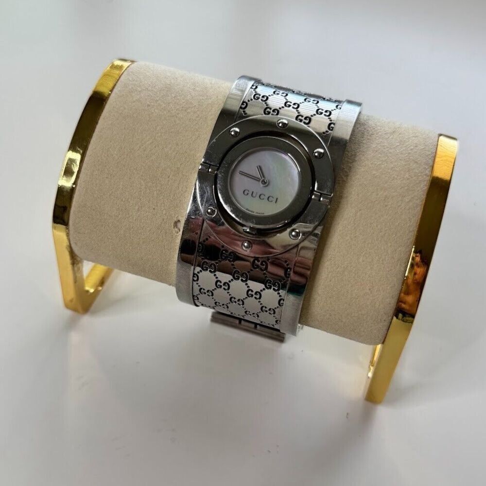 Gucci Wide Twirl Watch Bangle Silver Emboss Logo Swiss Made Mother Of Pearl 90s
